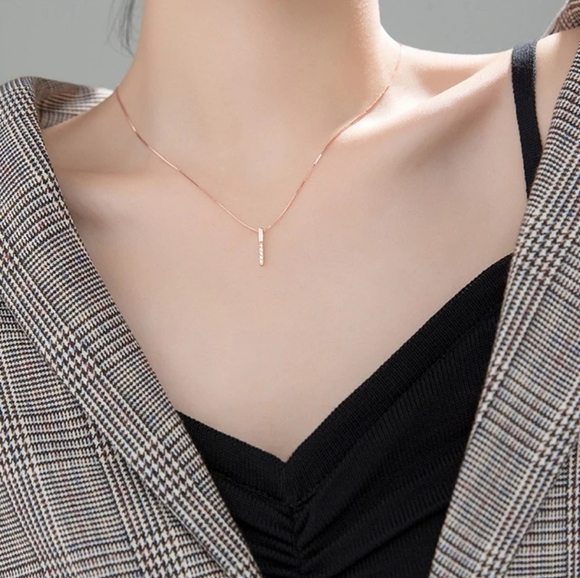 Simple Rose Gold Diamond Necklace - Picture 3 of 4